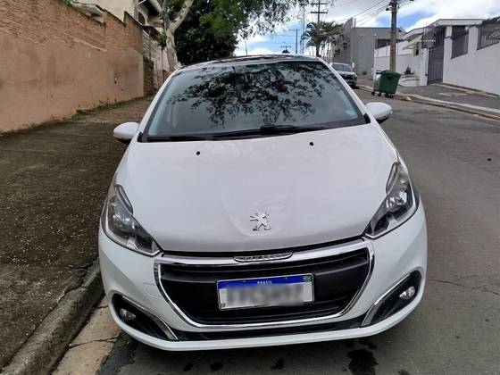 PEUGEOT 208 1.2 ALLURE 12V FLEX 4P MANUAL PEUGEOT 208 1.2 ALLURE 12V FLEX 4P MANUAL